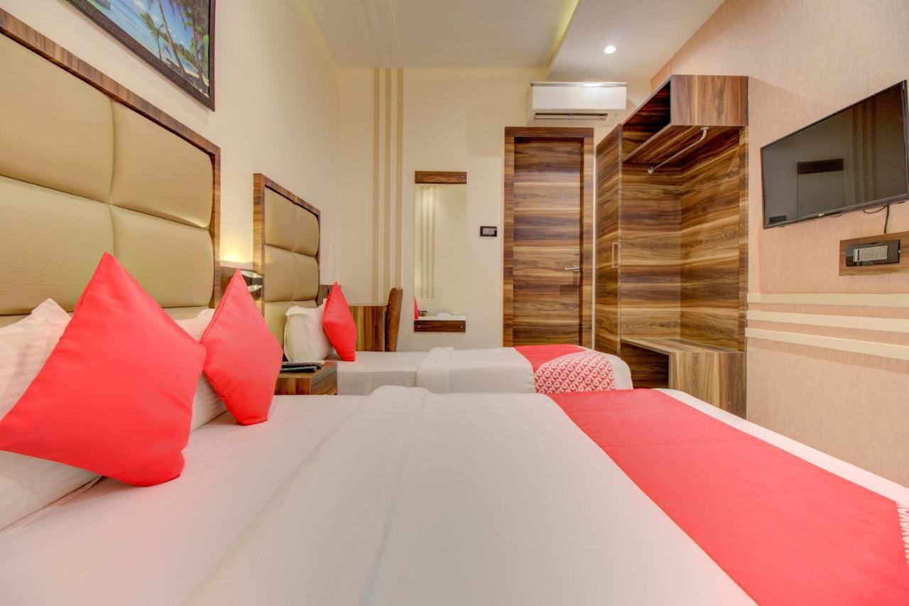 Oyo 76180 Hotel Meriton 뭄바이 외부 사진