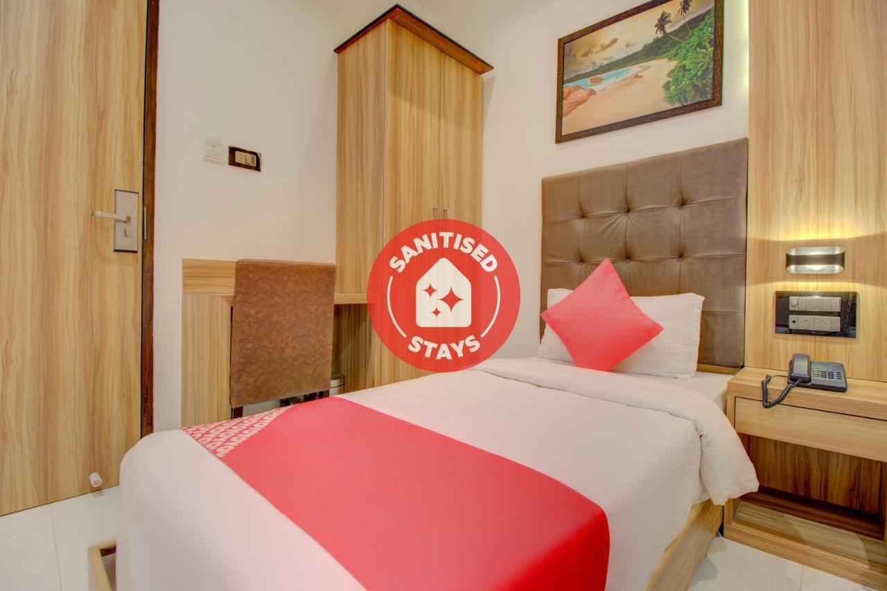 Oyo 76180 Hotel Meriton 뭄바이 외부 사진