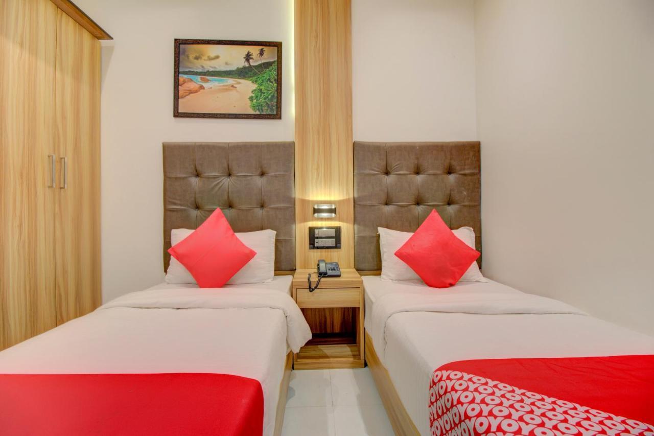 Oyo 76180 Hotel Meriton 뭄바이 외부 사진