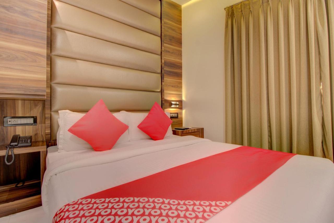 Oyo 76180 Hotel Meriton 뭄바이 외부 사진